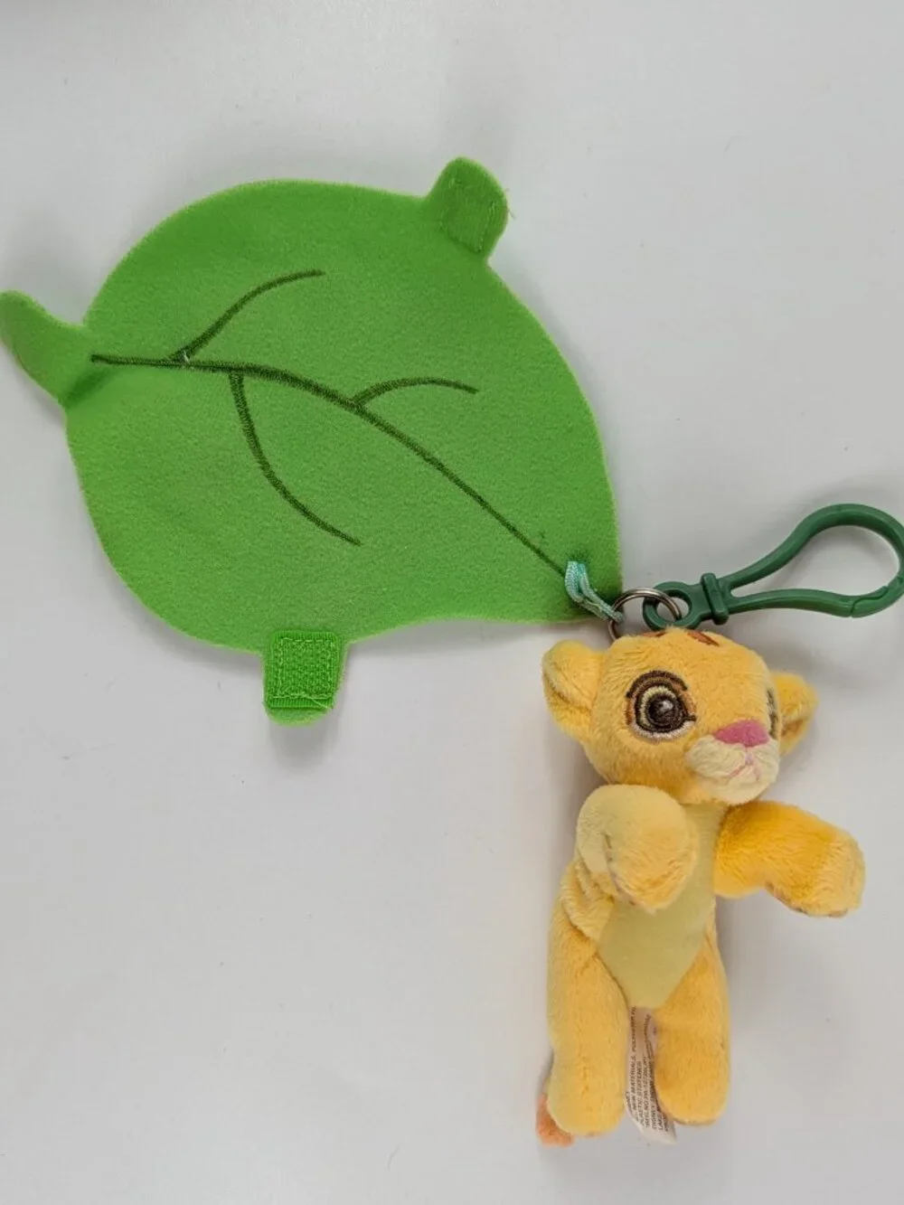 Disneyland The Lion King Baby Simba Wrapped in Leaf Blanket Keychain Bag Charm